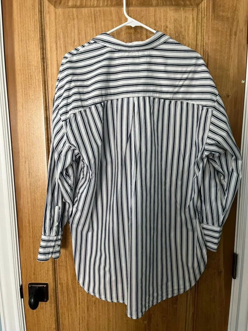 Anthropologie | Maeve Bennet Oversized Buttondown Shirt | Large, 100% Cotton - Picture 2 of 6